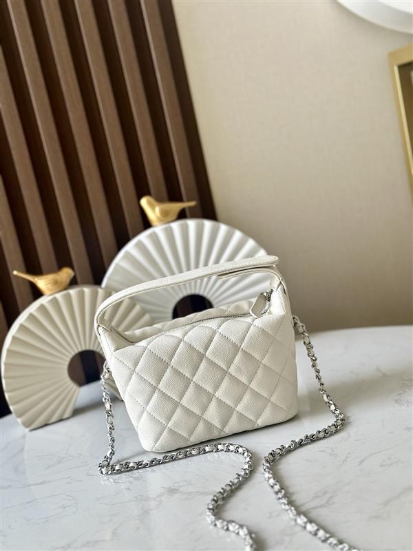 2026127214542200 600